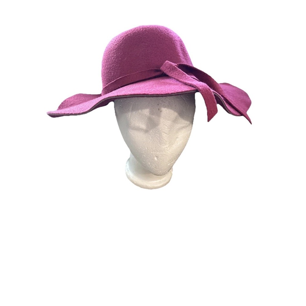 Burgundy Ladies Wavy Fall Hat Perfect For Fall Family Portraits